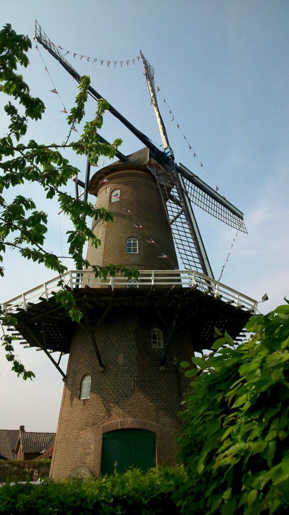 Molen op hoop van beter ter illustratie van B&B's in Ingen